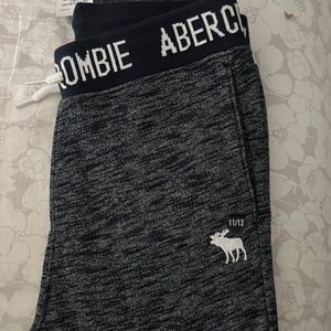 NWT Abercrombie Kids Jogger Pants Size 11/12